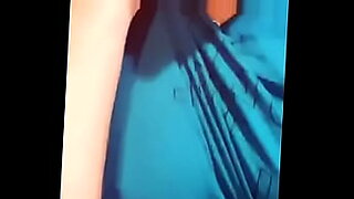 Desi gf vdeo call showing
