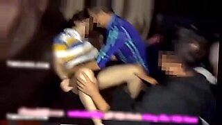 With Khmer srey karaoke brings a karaoke girl to Wei sex, steals the camera